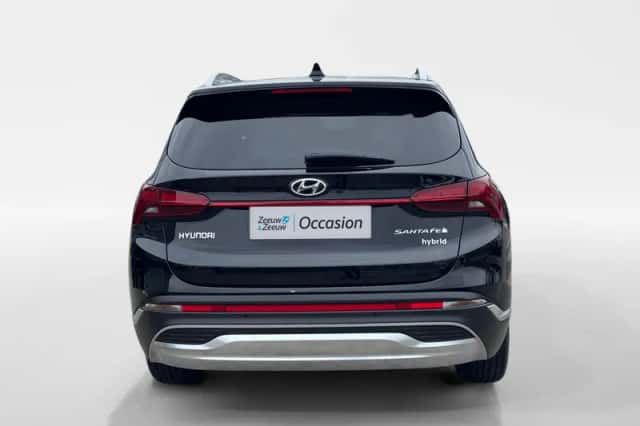 Hyundai Santa Fe (2021) thumbnail 8