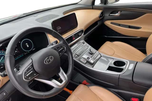 Hyundai Santa Fe (2021) thumbnail 9