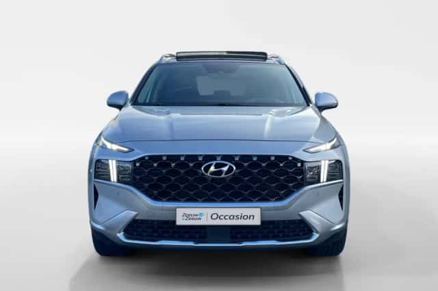 Hyundai Santa Fe (2022) thumbnail 3