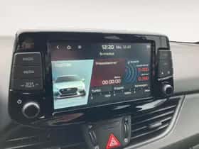 Hyundai i30 (2017) thumbnail 12