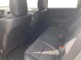 Mitsubishi Outlander (2019) thumbnail 14