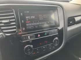 Mitsubishi Outlander (2019) thumbnail 21