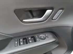 Hyundai Kona (2026) thumbnail 9