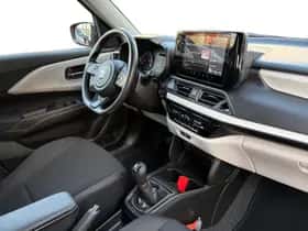 Suzuki Swift (2025) thumbnail 11
