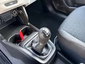 Suzuki Swift (2025) thumbnail 14