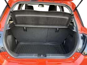 Suzuki Swift (2025) thumbnail 10