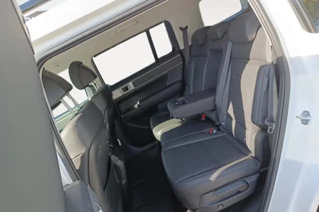 Hyundai Santa Fe (2025) thumbnail 15