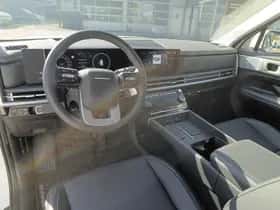 Hyundai Santa Fe (2025) thumbnail 17