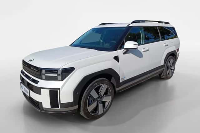 Hyundai Santa Fe (2025) thumbnail 10