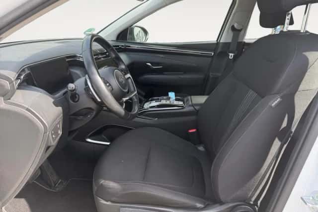 Hyundai Tucson (2021) thumbnail 11