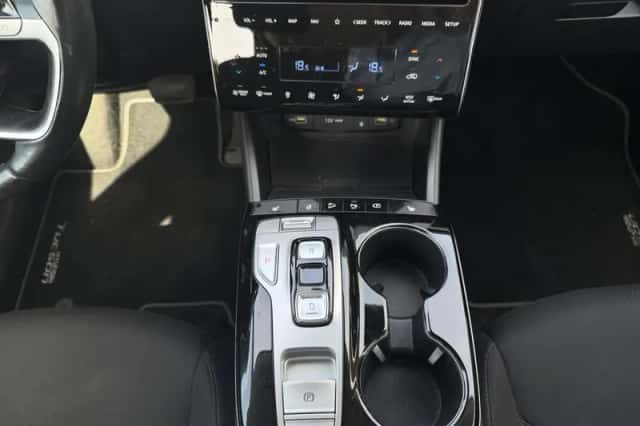Hyundai Tucson (2021) thumbnail 13