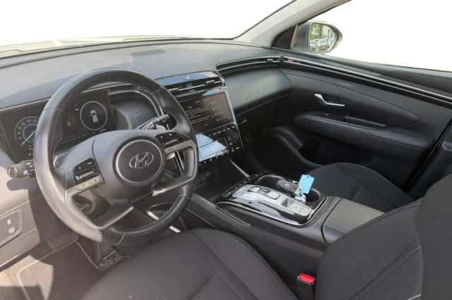 Hyundai Tucson (2021) thumbnail 16