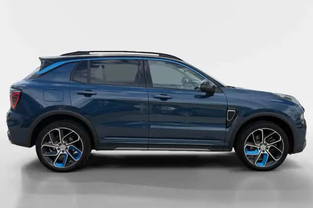 Lynk & Co 01 (2023) thumbnail 3