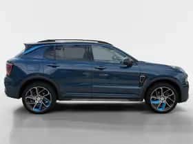Lynk & Co 01 (2023) thumbnail 3