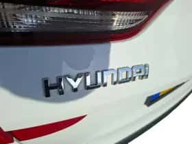 Hyundai i30 (2020) thumbnail 2