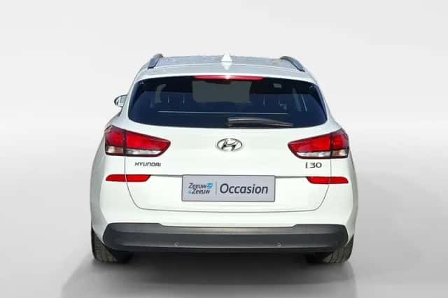 Hyundai i30 (2020) thumbnail 6