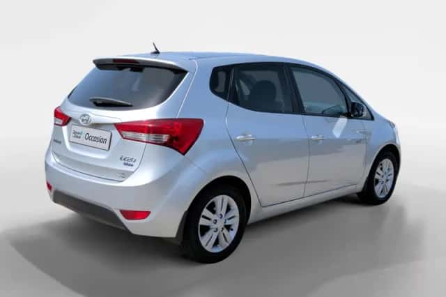 Hyundai ix20 (2014) thumbnail 2