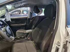 Hyundai Kona (2026) thumbnail 8