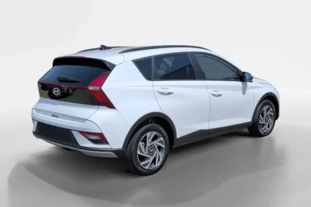 Hyundai Bayon (2024) thumbnail 3