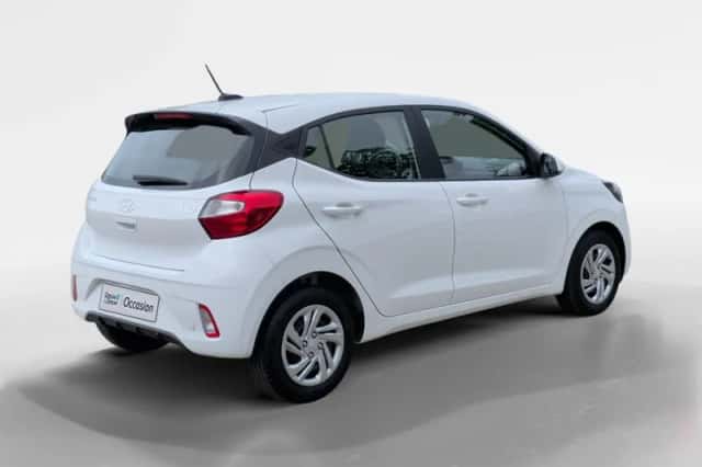 Hyundai i10 (2024) thumbnail 2