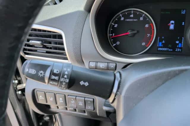 Mitsubishi Eclipse Cross (2018) thumbnail 11