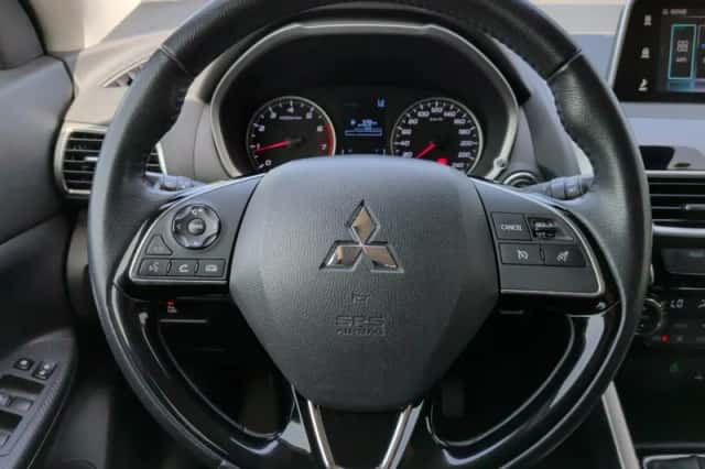 Mitsubishi Eclipse Cross (2018) thumbnail 17