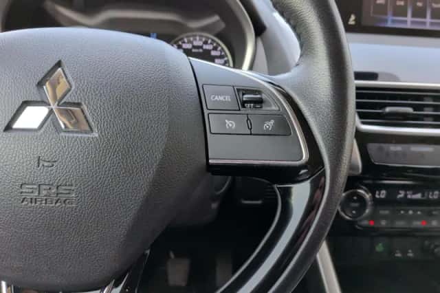 Mitsubishi Eclipse Cross (2018) thumbnail 19