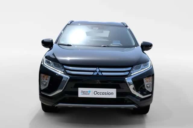 Mitsubishi Eclipse Cross (2018) thumbnail 5