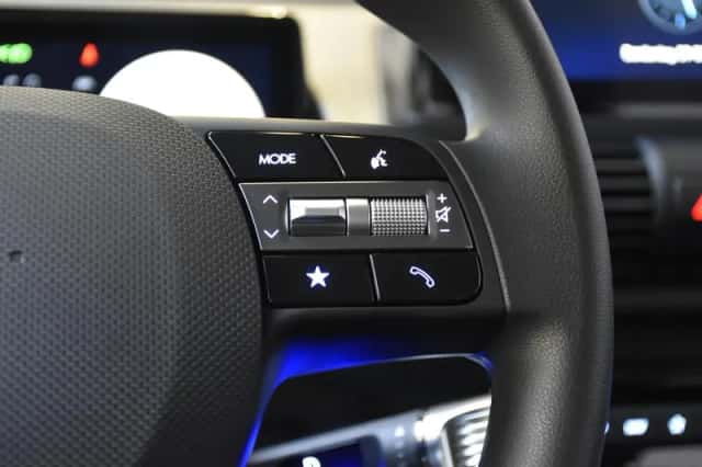 Hyundai Ioniq 6 (2025) thumbnail 17