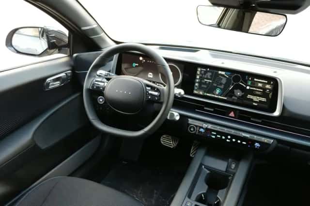 Hyundai Ioniq 6 (2025) thumbnail 8