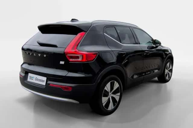 Volvo XC40 (2022) thumbnail 5
