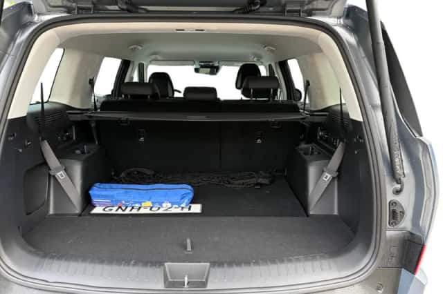 Hyundai Santa Fe (2024) thumbnail 11