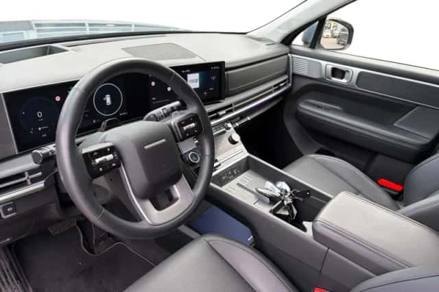 Hyundai Santa Fe (2024) thumbnail 16