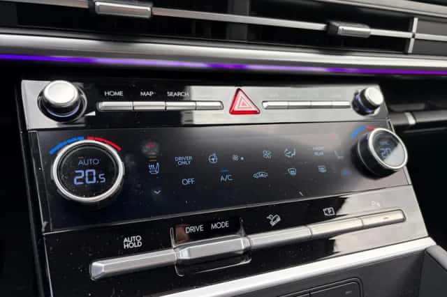 Hyundai Santa Fe (2024) thumbnail 25