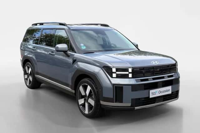 Hyundai Santa Fe (2024) thumbnail 4