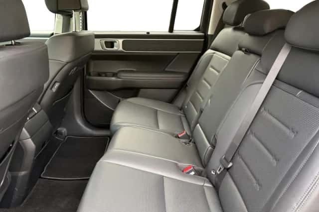 Hyundai Santa Fe (2024) thumbnail 9