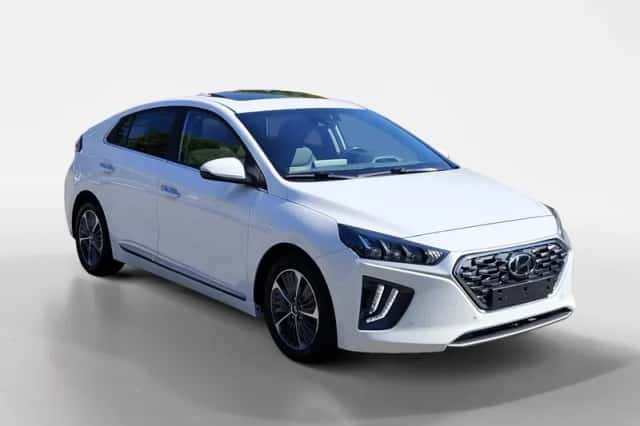 Hyundai Ioniq (2021) thumbnail 5