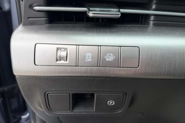 Hyundai Kona (2024) thumbnail 21