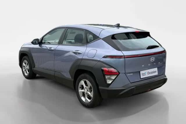 Hyundai Kona (2024) thumbnail 4