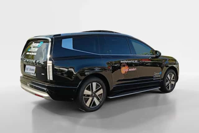 Hyundai Ioniq 9 (2025) thumbnail 3
