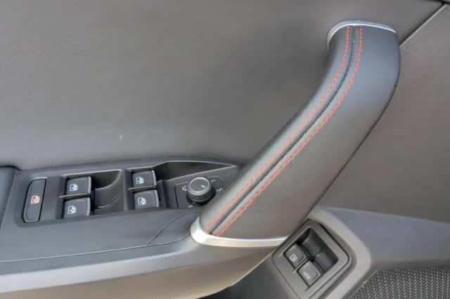 SEAT Leon (2021) thumbnail 26