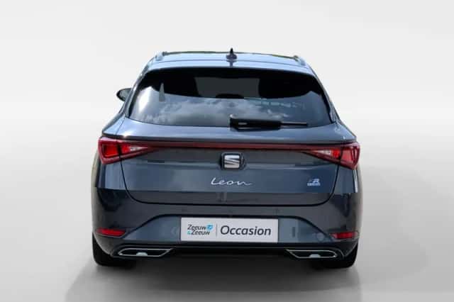 SEAT Leon (2021) thumbnail 7