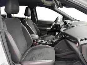 Ford Kuga (2018) thumbnail 12