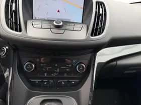 Ford Kuga (2018) thumbnail 23