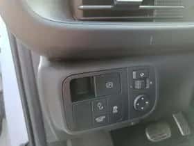 Hyundai Ioniq 6 (2024) thumbnail 6
