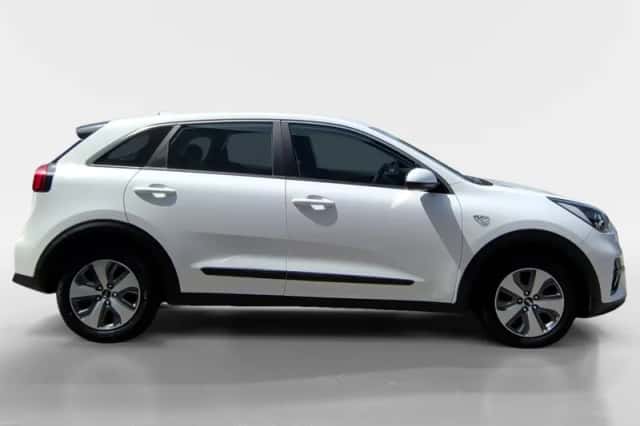 Kia Niro (2021) thumbnail 3