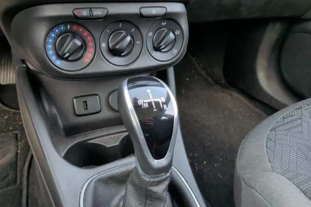 Opel Corsa (2018) thumbnail 12