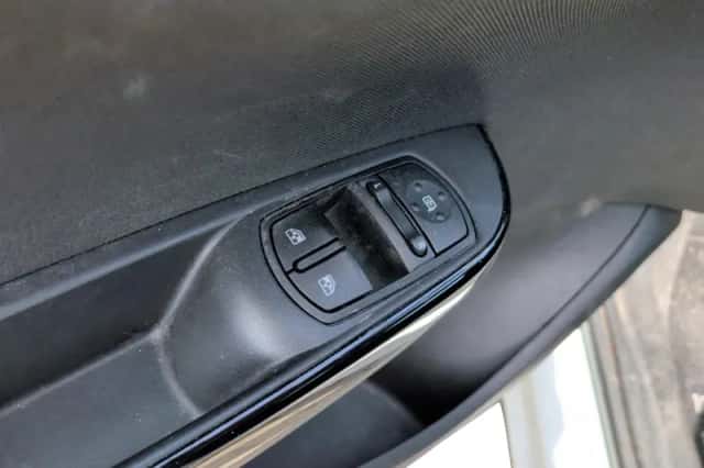 Opel Corsa (2018) thumbnail 26