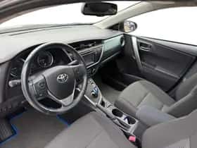 Toyota Auris (2014) thumbnail 18