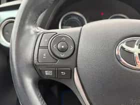 Toyota Auris (2014) thumbnail 20